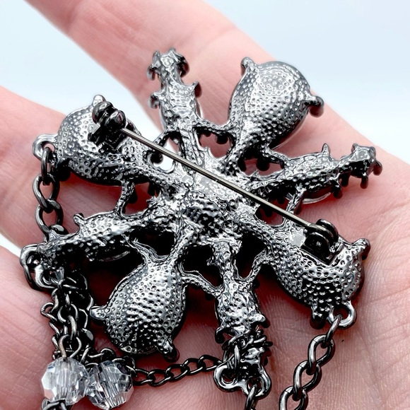 Multi Faceted Rhinestone Gunmetal Tone Dangling Chain Bead Statement Brooch Pin - Picture 12 of 12
